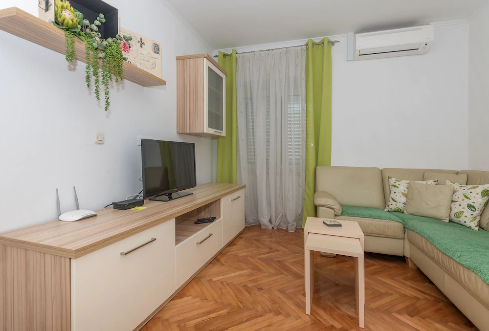 Apartments Igor