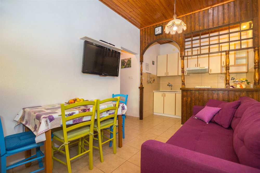 Apartments Josip