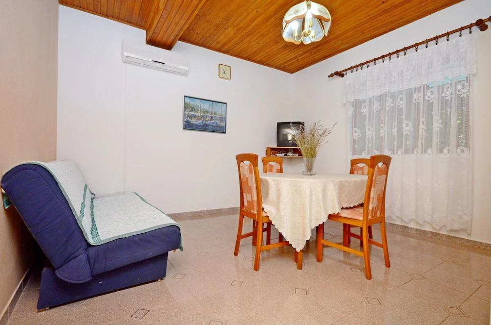 Apartments Marinko