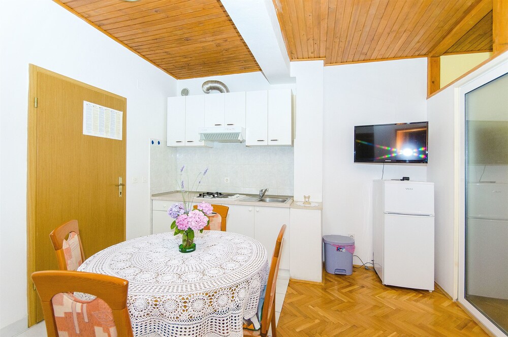 Apartments Marinko