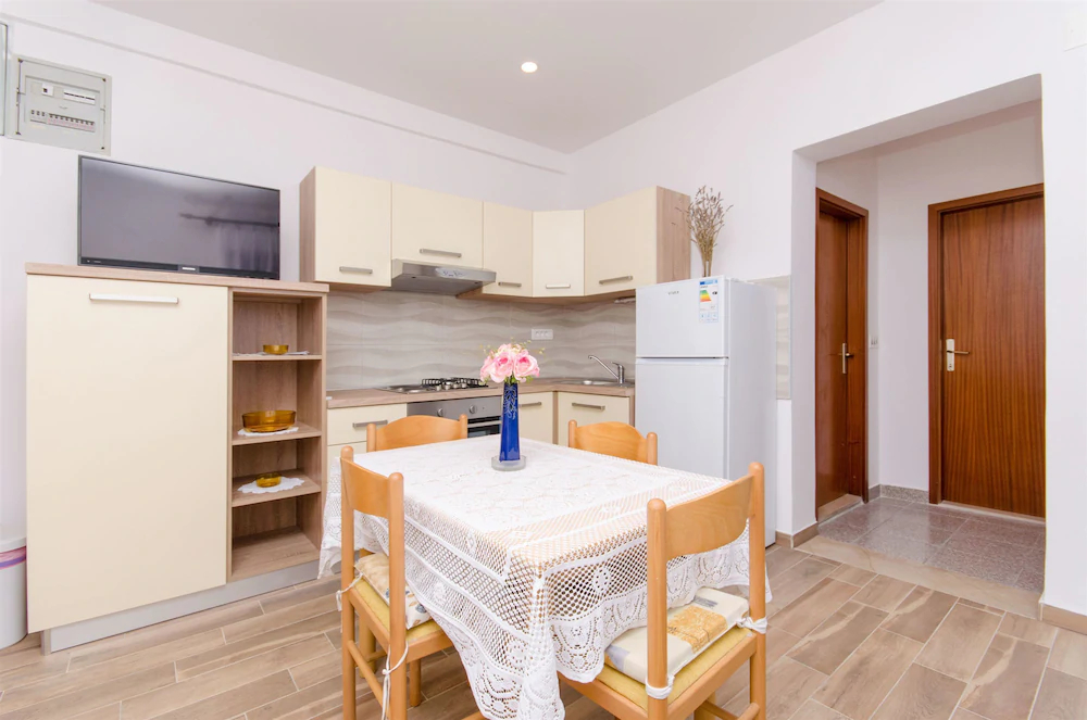 Apartments Marinko