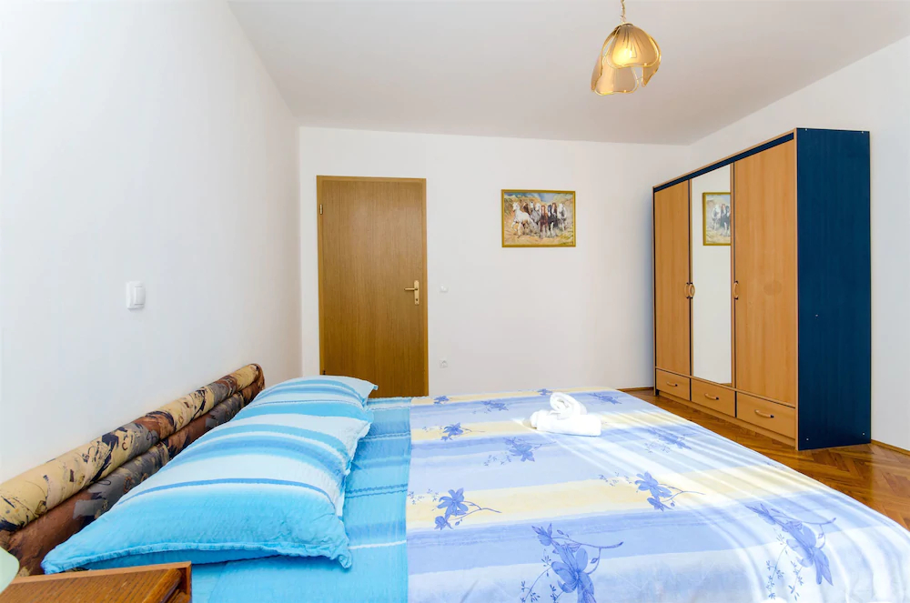 Apartments Marinko