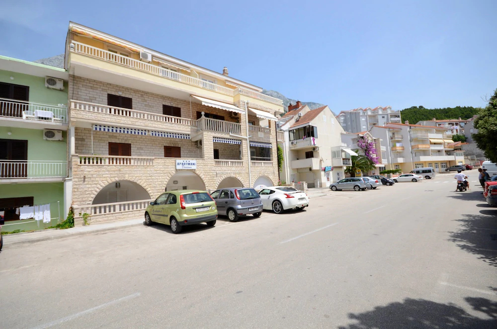 Apartments Pero