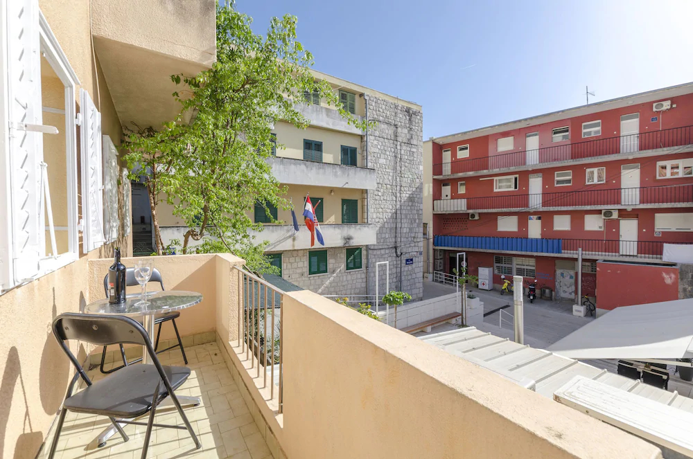 Apartments Srdan