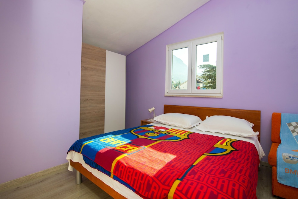 Apartments Sretan