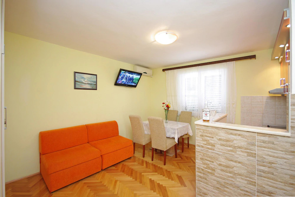 Apartments Sretan