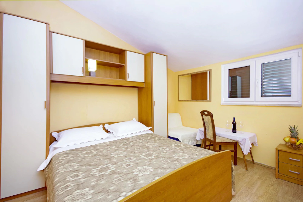 Apartments Sretan
