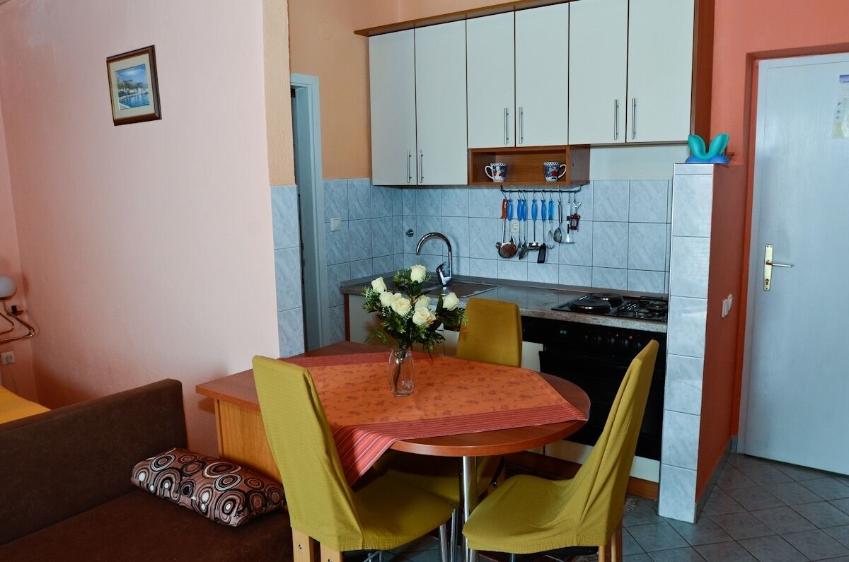 Apartments Virena - free grill