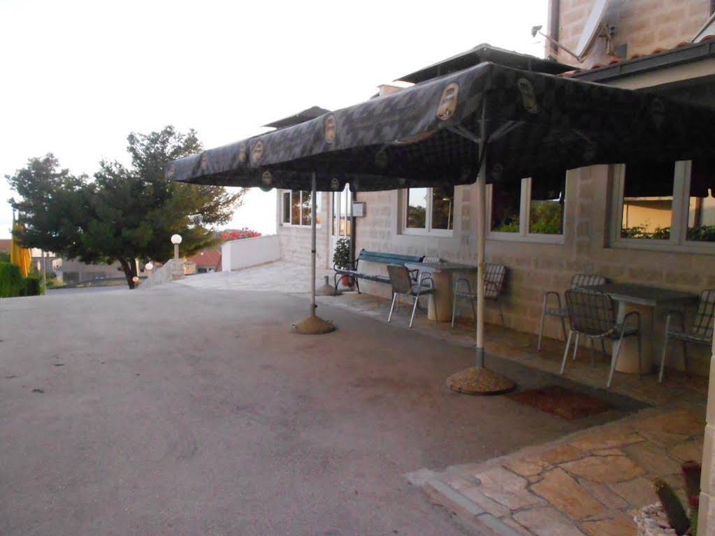 Guesthouse Komfor Moca