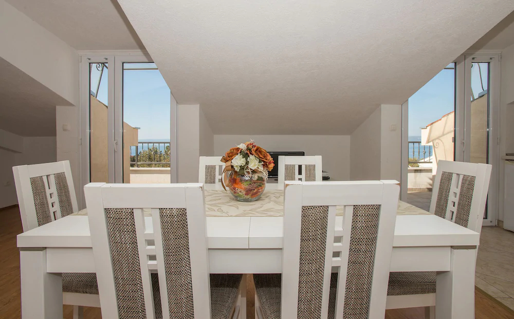 Ivana Apartments