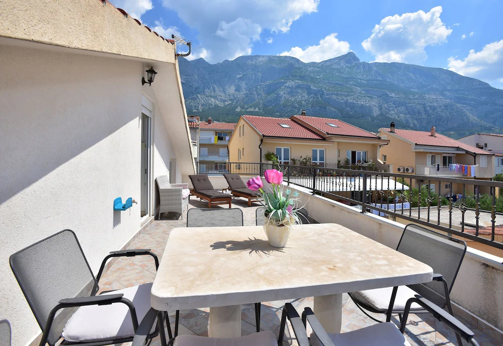 Ivana Apartments