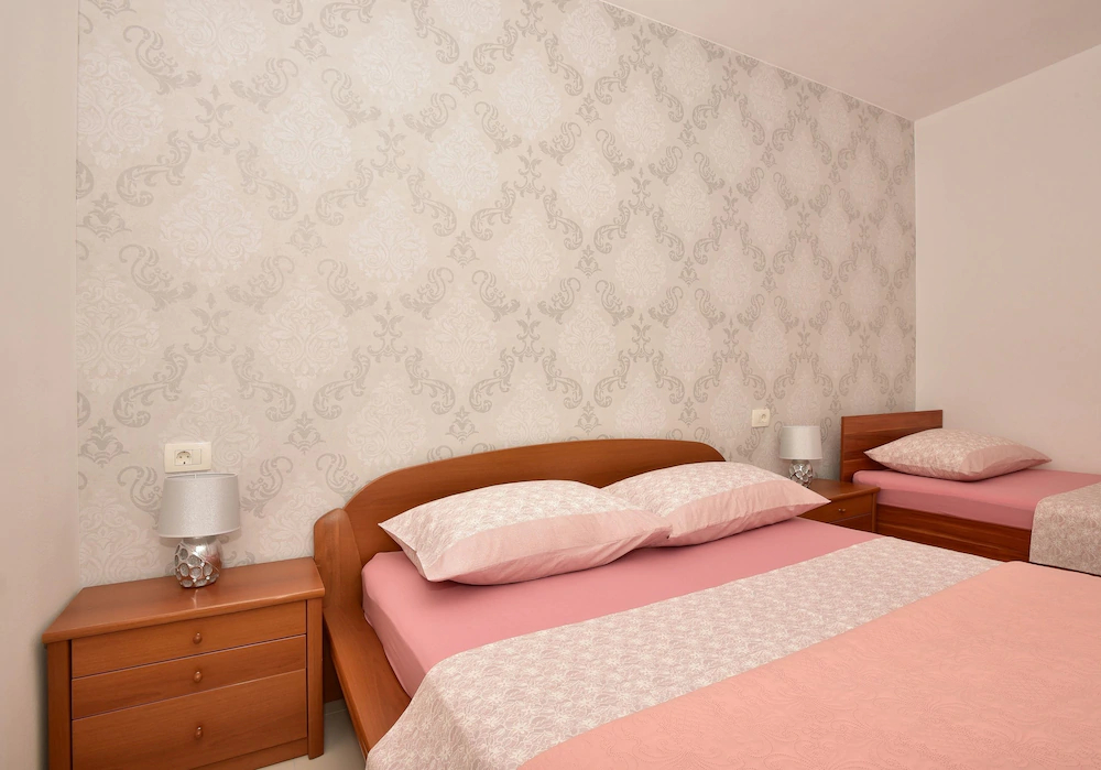Ivana Apartments