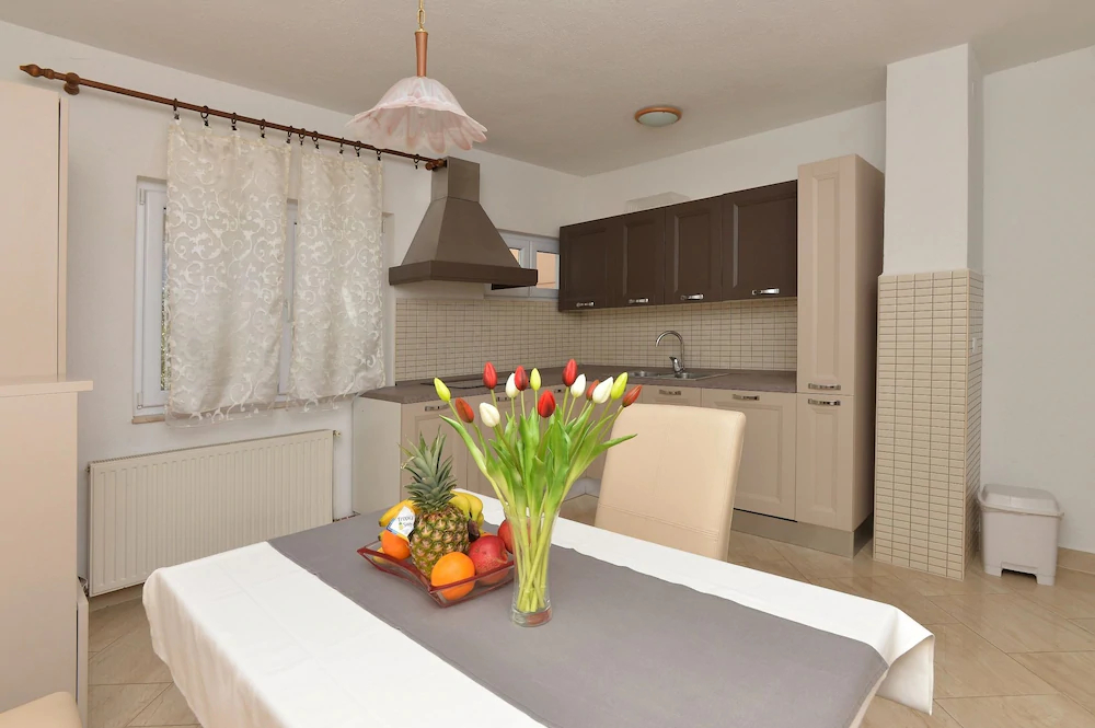 Ivana Apartments