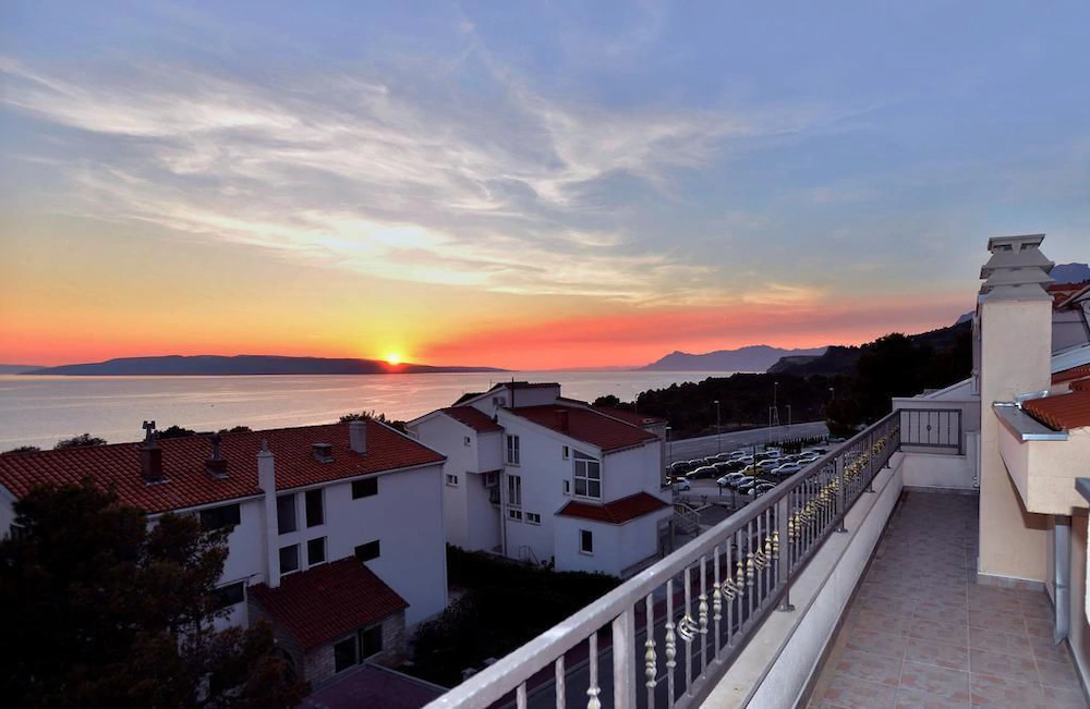 Ivana Apartments