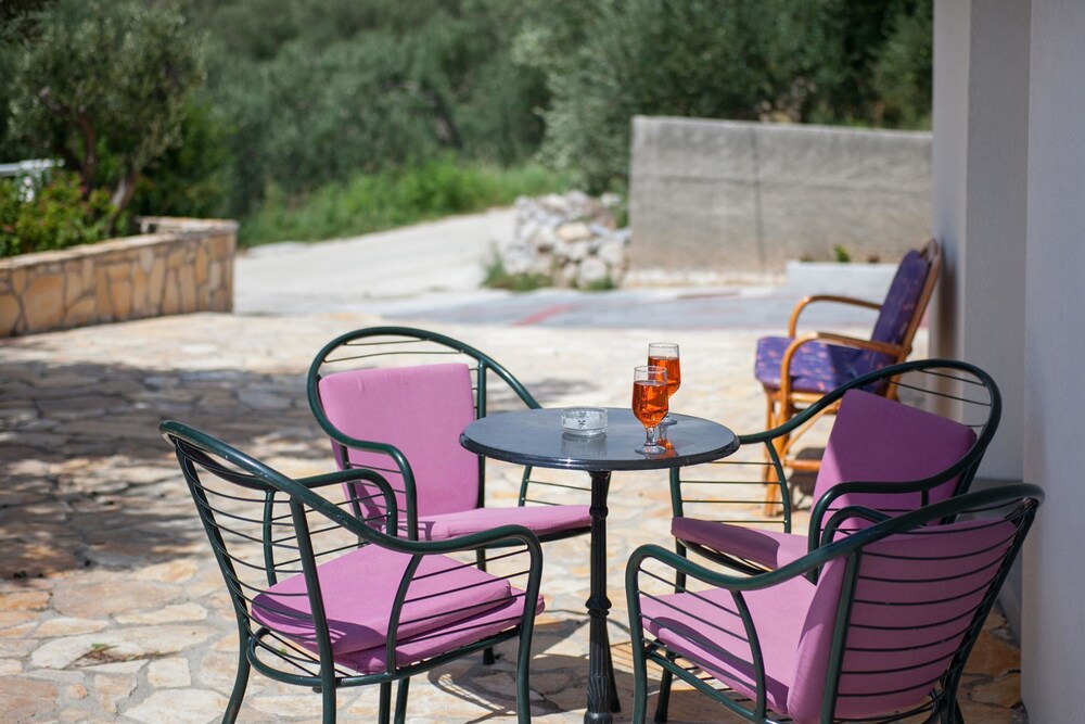 Villa Christine / Holiday Home Kristina