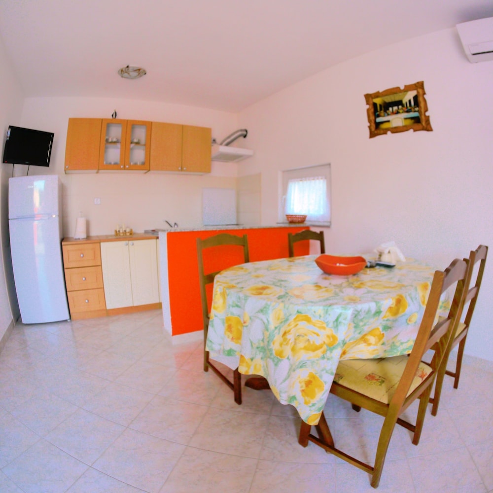 Apartments Anna Maria