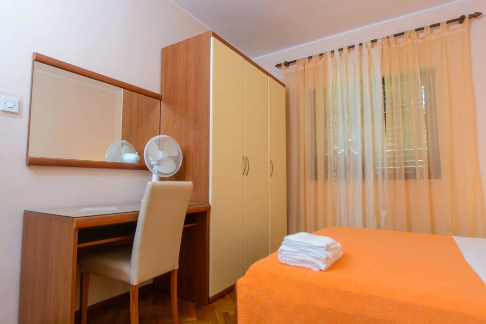 Apartments Anton
