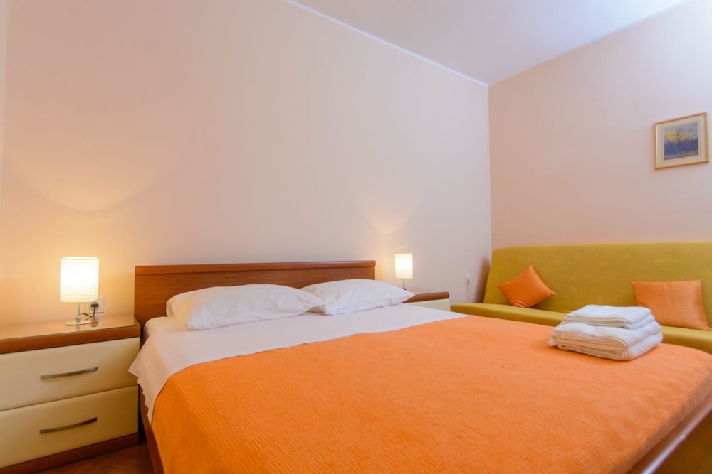 Apartments Anton