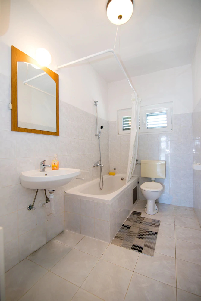 Apartments Jakov