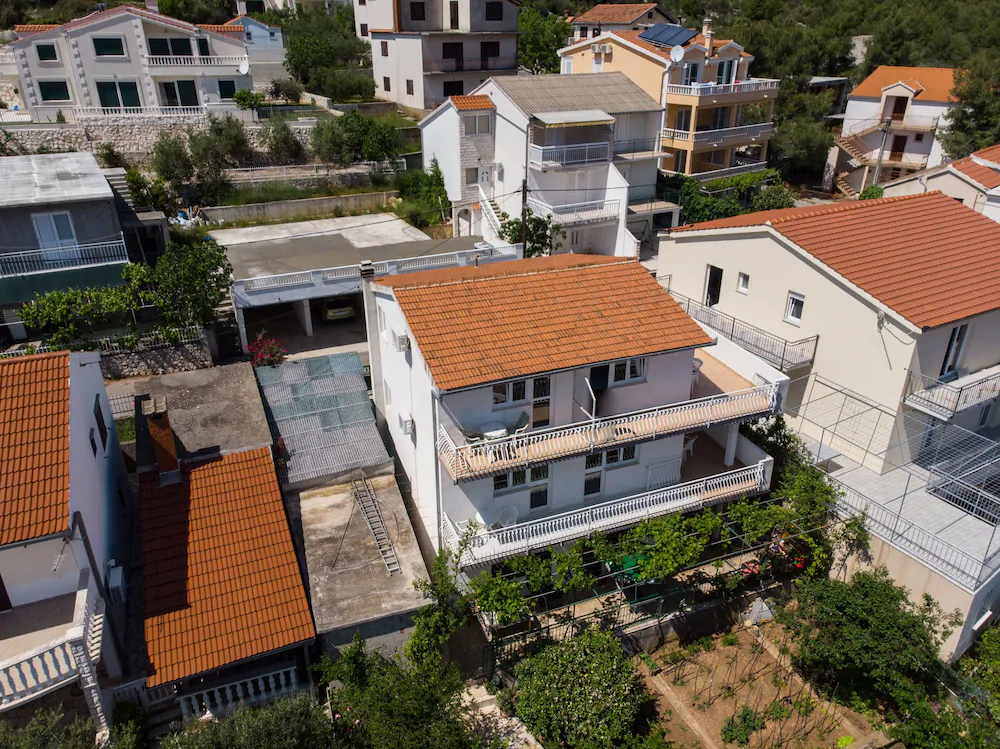 Apartments Jakov