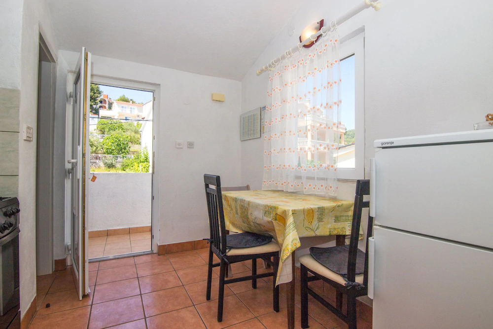 Apartments Jakov