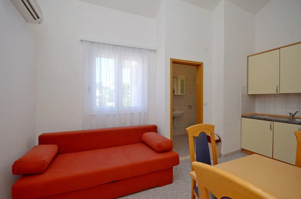 Apartments Jakov