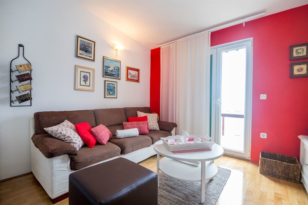 Apartment Slobodan