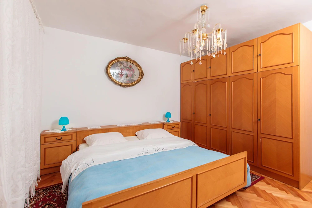 Apartments Marija Vinisce
