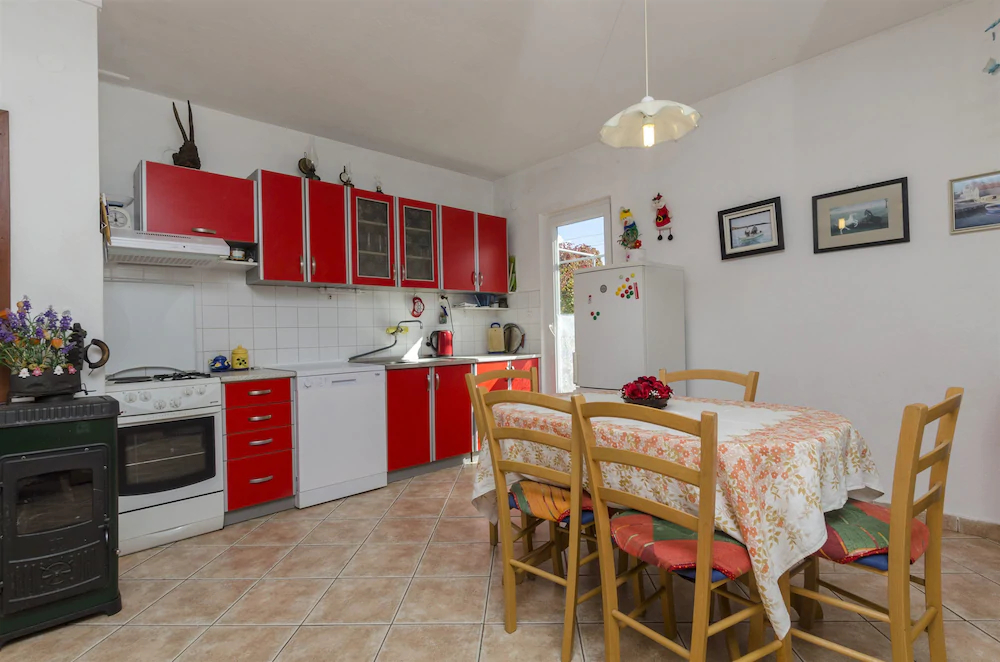Apartments Mladenka