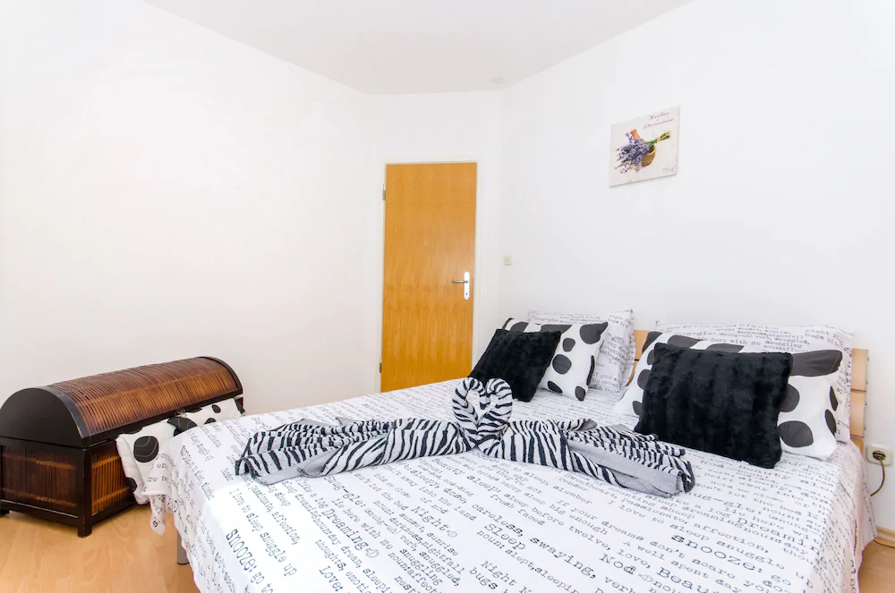Apartments Otjana