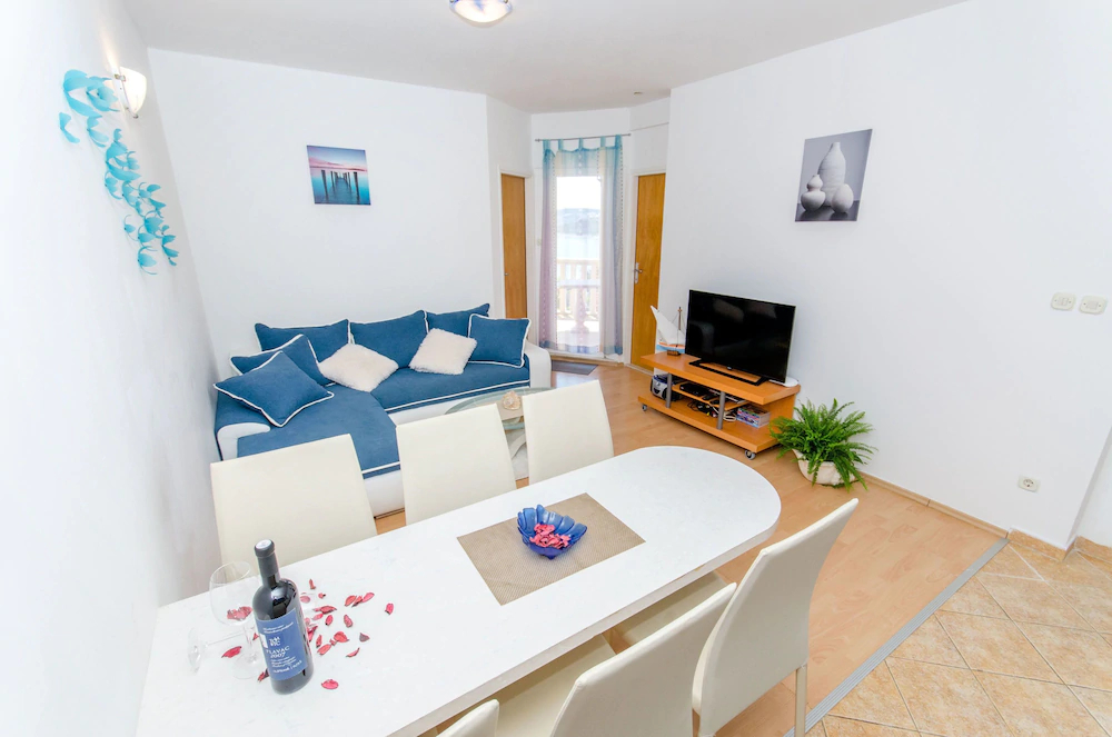 Apartments Otjana