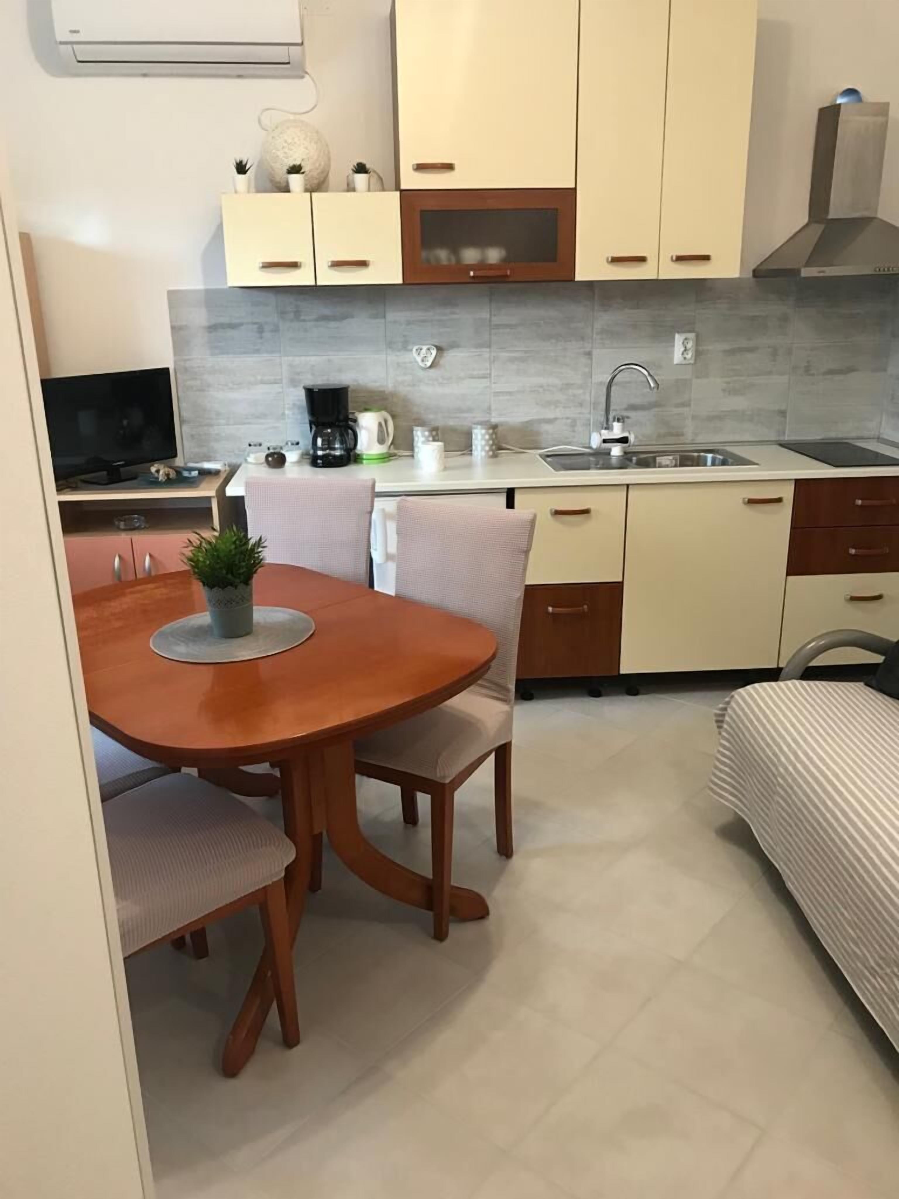 Apartments Sea Star Ivana