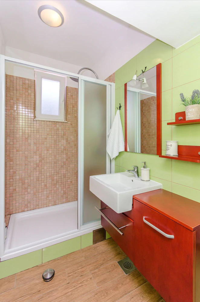 House Anela