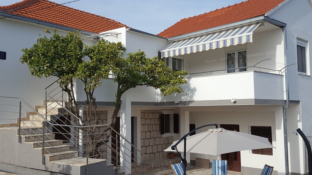House Ivana