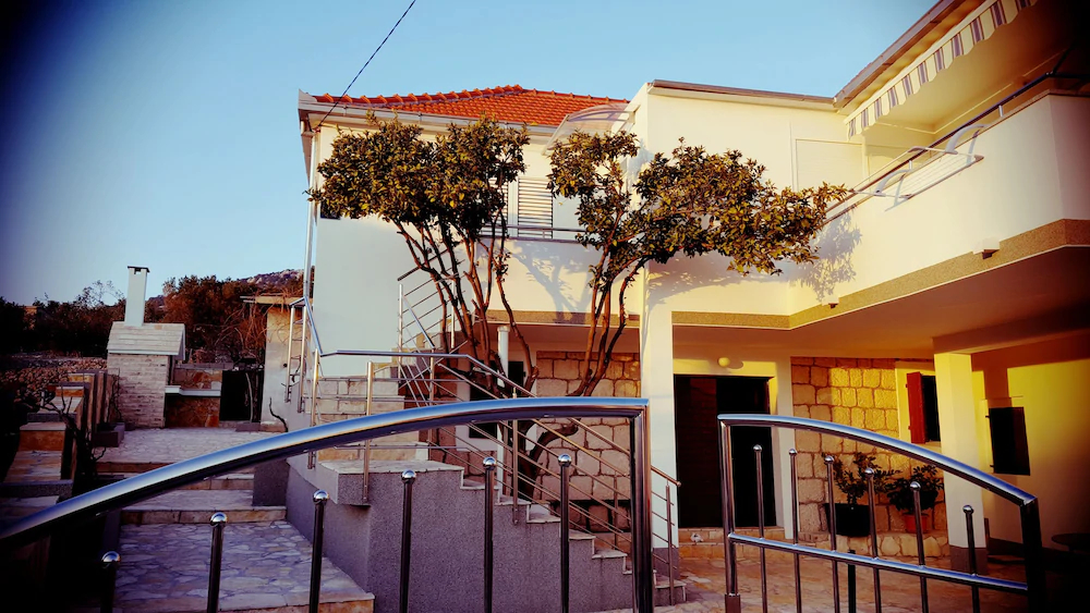 House Ivana