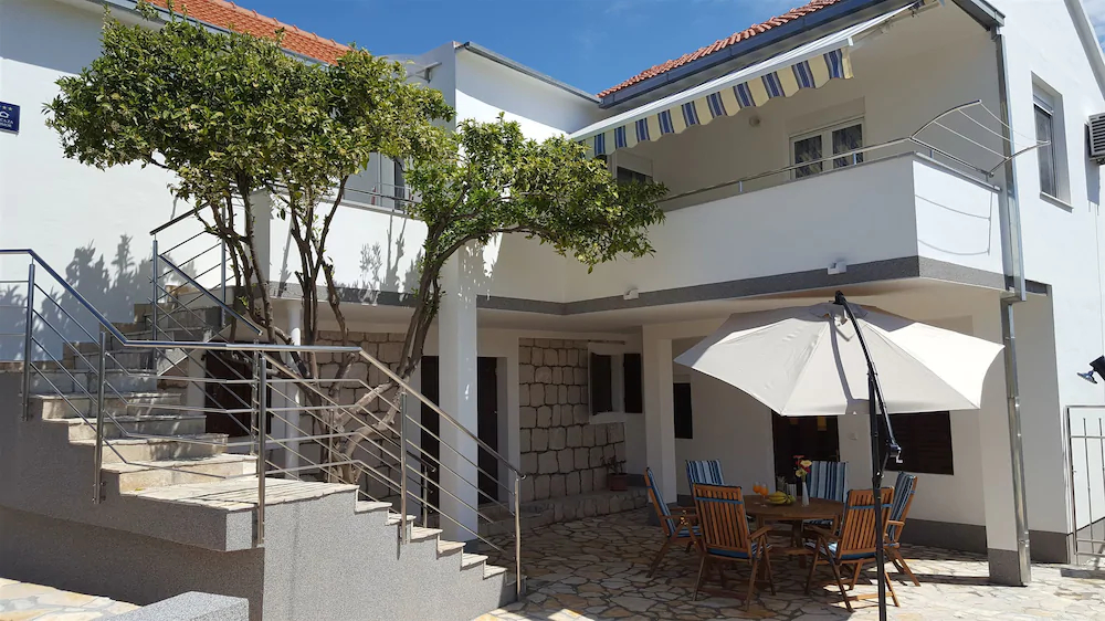 House Ivana