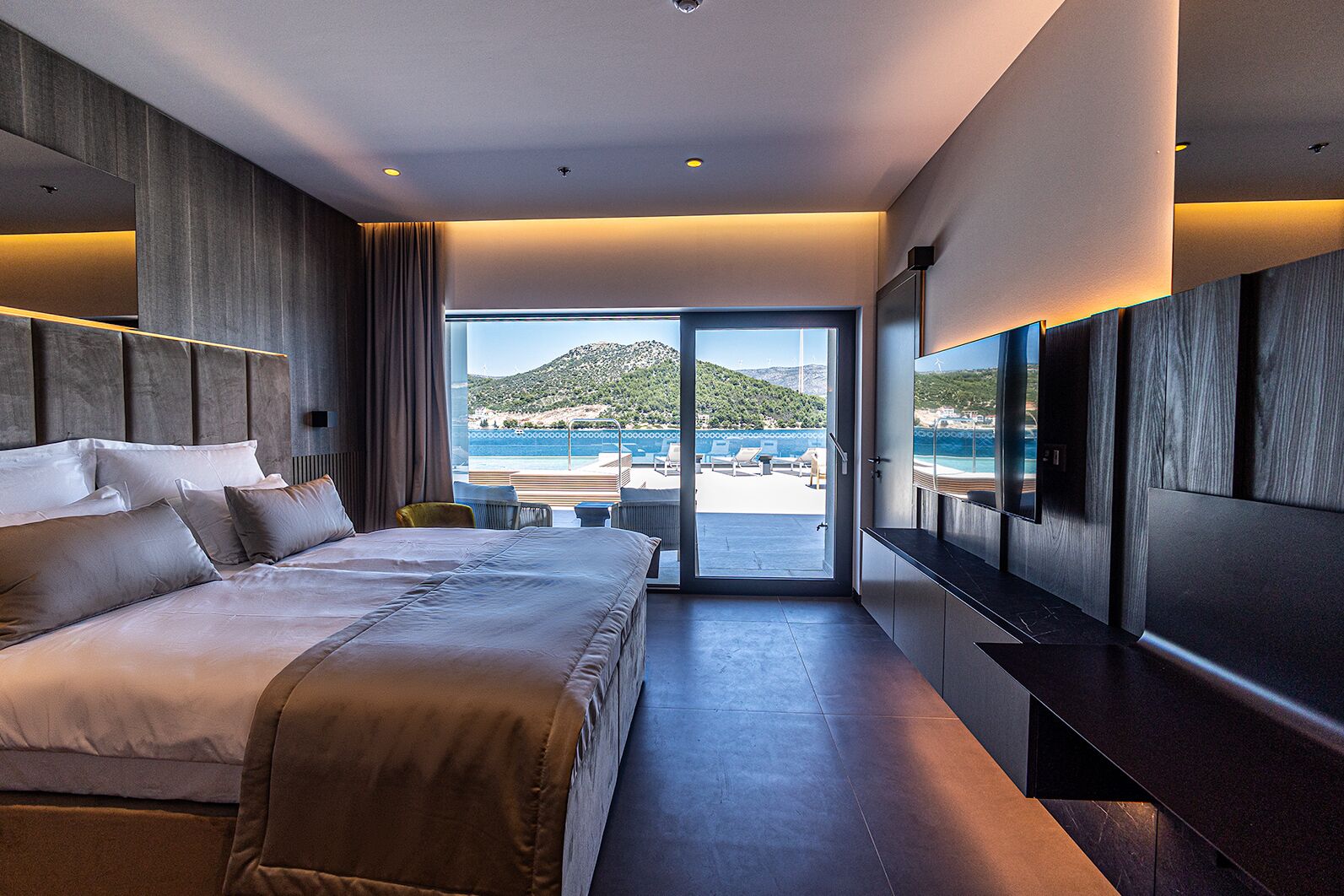 Marinus Beach Hotel