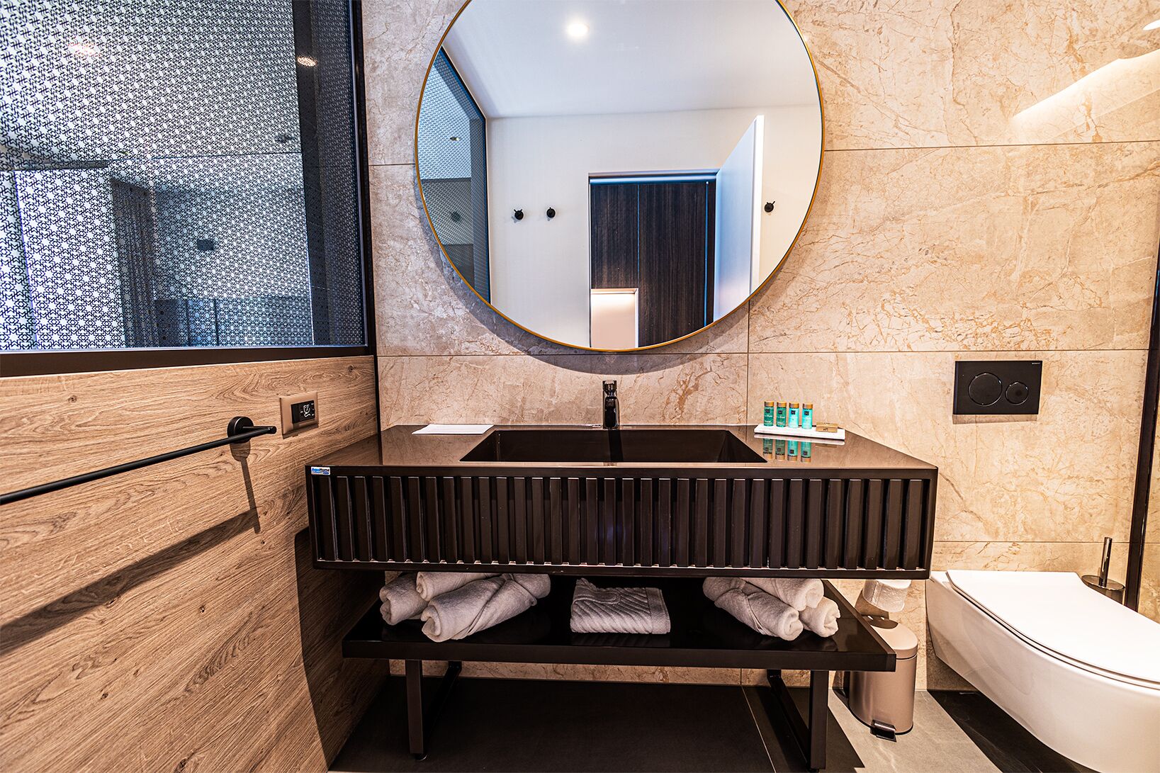 Marinus Beach Hotel