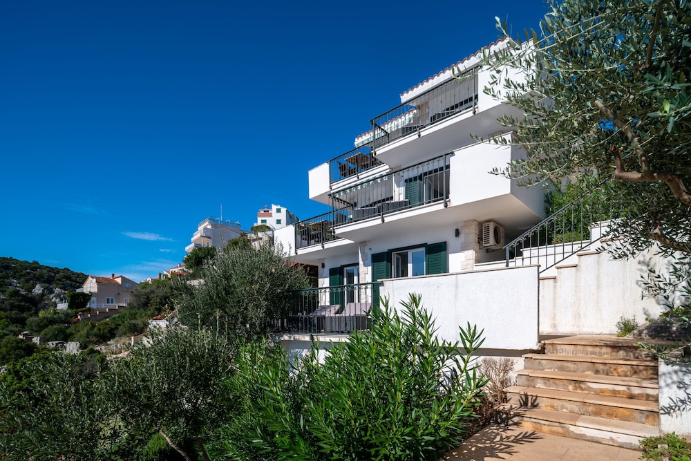 Villa Sine