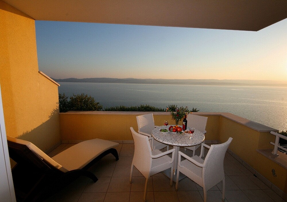 Luxury Apartments Villa Ruzmarina