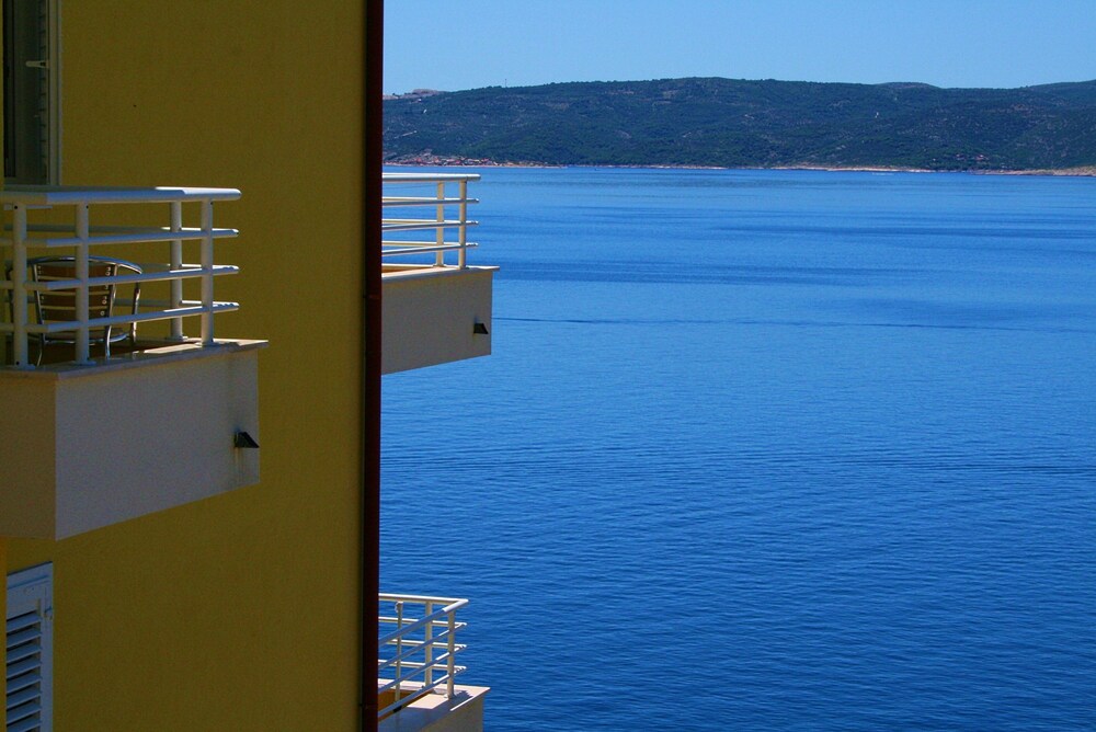 Luxury Apartments Villa Ruzmarina