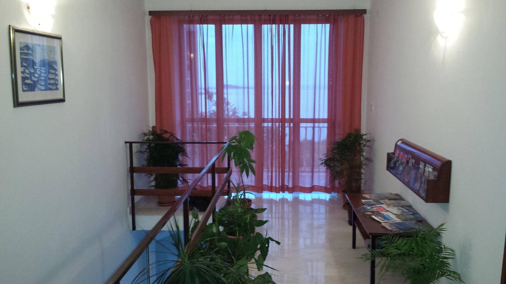 Apartmani Ana