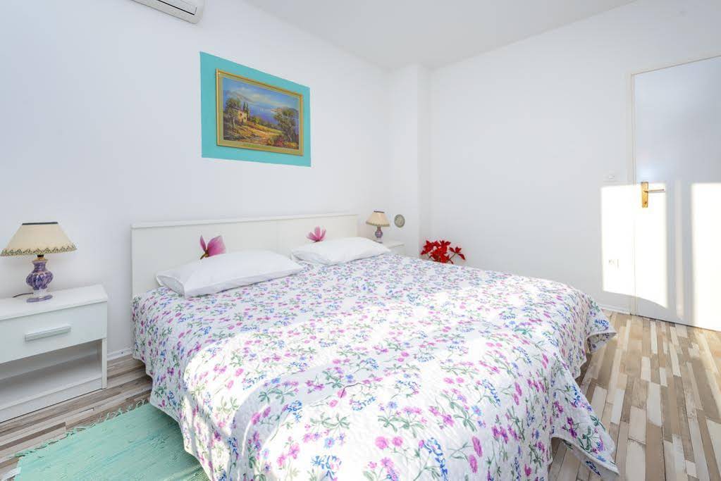 Apartments Fiorenini
