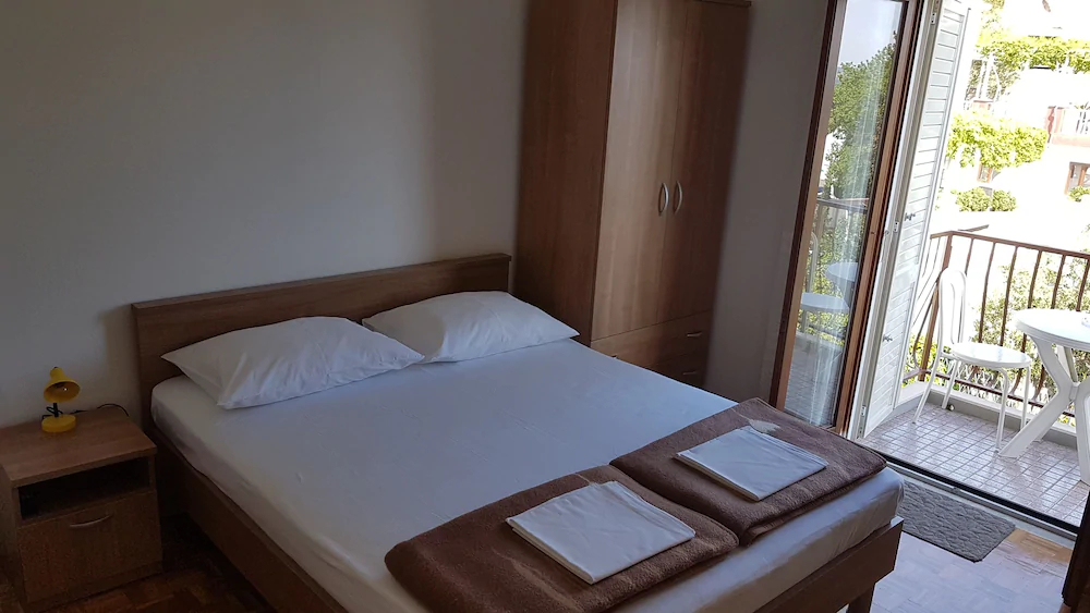 Apartments Kust