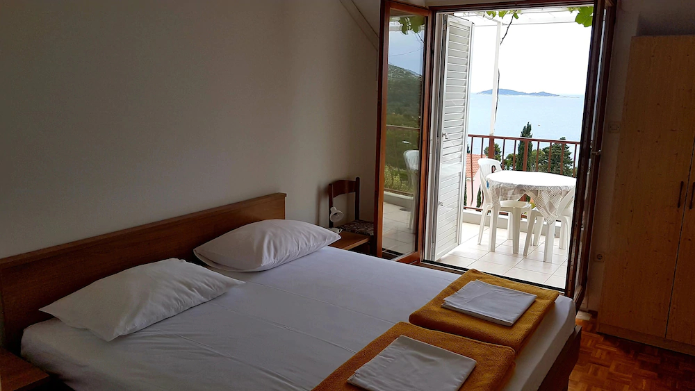 Apartments Kust