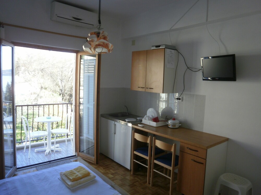 Apartments Kust