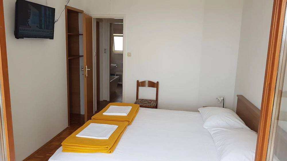 Apartments Kust