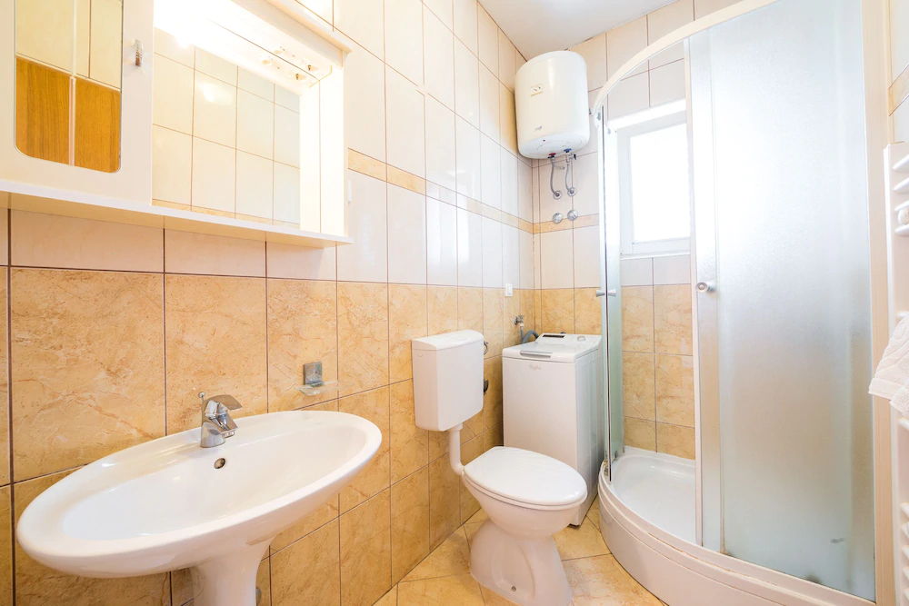 Francesca Guesthouse