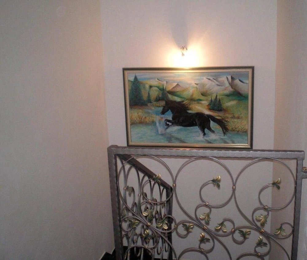 Francesca Guesthouse