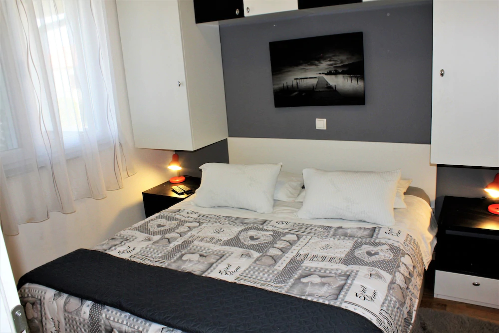 Holiday House Zaton